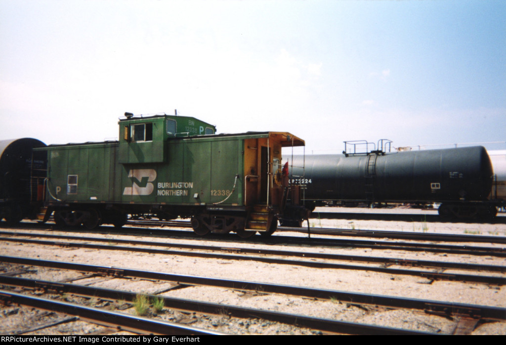 BN Caboose #12338